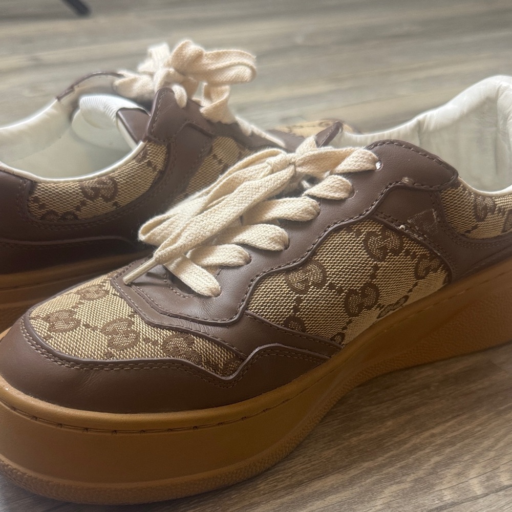 Gucci GG Canvas Sneakers Brown Monogram Low Top Shoes Mens